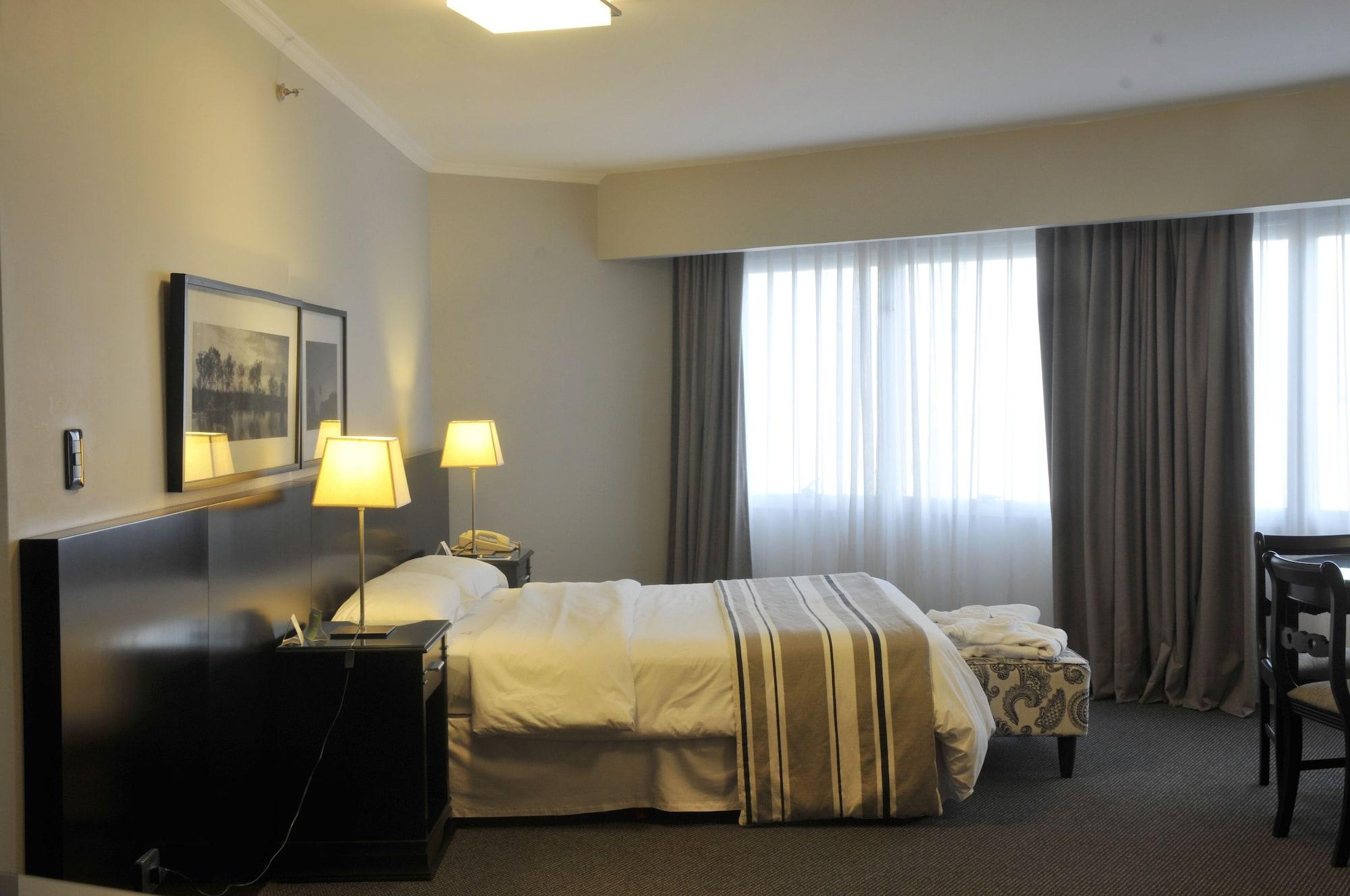 רוסאריו Plaza Real Suites Hotel מראה חיצוני תמונה
